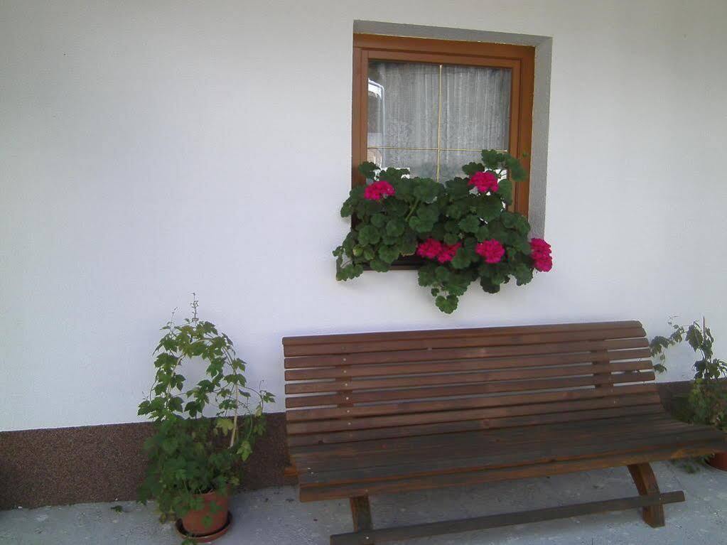 Ferienwohnung Gapp Elbigenalp Dış mekan fotoğraf